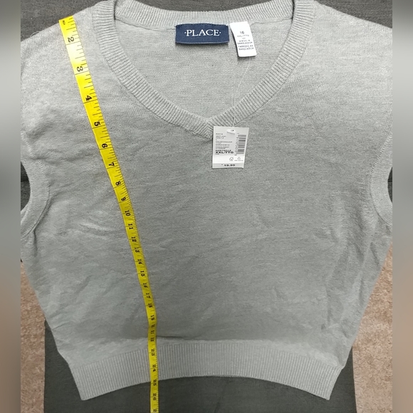 NWT V-Neck Sweater Vest Boys 16 XXL Smoke Grey The Children’s Place - Picture 6 of 13